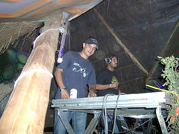  Bildname: IM001533.JPG 
 Breite: 640 Pixel 
 H�he: 480 Pixel 
 Gr�sse: 63 kB 