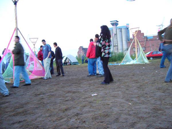  Bildname: jalanda in exile 031.jpg 
 Breite: 600 Pixel 
 H�he: 450 Pixel 
 Gr�sse: 67 kB 