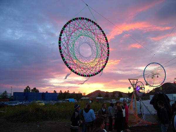  Bildname: jalanda in exile 043.jpg 
 Breite: 600 Pixel 
 H�he: 450 Pixel 
 Gr�sse: 62 kB 