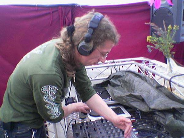  Bildname: Foto(075).jpg 
 Breite: 600 Pixel 
 H�he: 450 Pixel 
 Gr�sse: 52 kB 