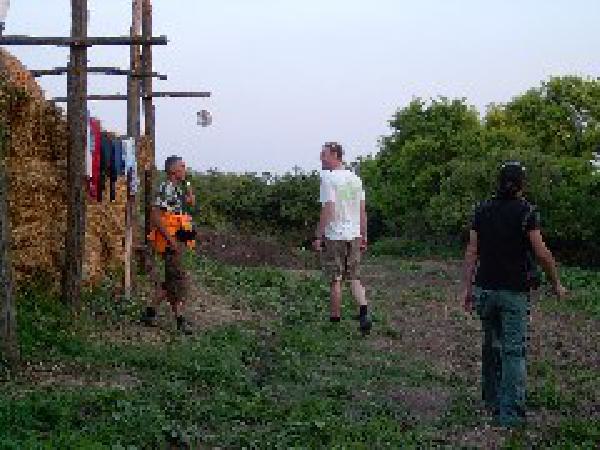  Bildname: 161.jpg 
 Breite: 240 Pixel 
 H�he: 180 Pixel 
 Gr�sse: 20 kB 