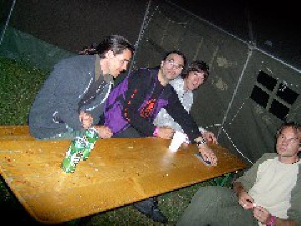  Bildname: 219.jpg 
 Breite: 240 Pixel 
 H�he: 180 Pixel 
 Gr�sse: 20 kB 