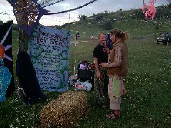  Bildname: 242.jpg 
 Breite: 240 Pixel 
 H�he: 180 Pixel 
 Gr�sse: 19 kB 