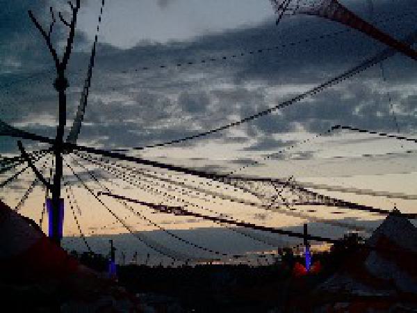  Bildname: 251.jpg 
 Breite: 240 Pixel 
 H�he: 180 Pixel 
 Gr�sse: 19 kB 