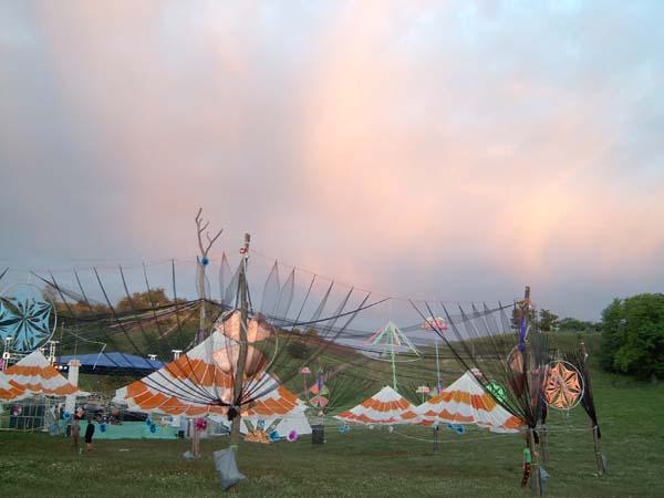  Bildname: IM000329.jpg 
 Breite: 600 Pixel 
 H�he: 450 Pixel 
 Gr�sse: 38 kB 