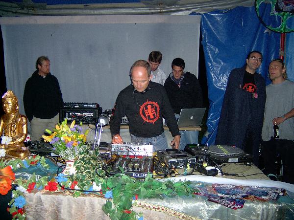  Bildname: IM000379.jpg 
 Breite: 2048 Pixel 
 H�he: 1536 Pixel 
 Gr�sse: 749 kB 