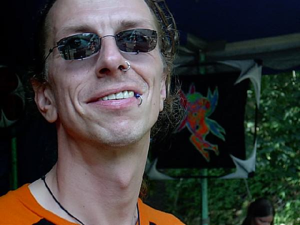  Bildname: IM000463.JPG 
 Breite: 640 Pixel 
 H�he: 480 Pixel 
 Gr�sse: 59 kB 