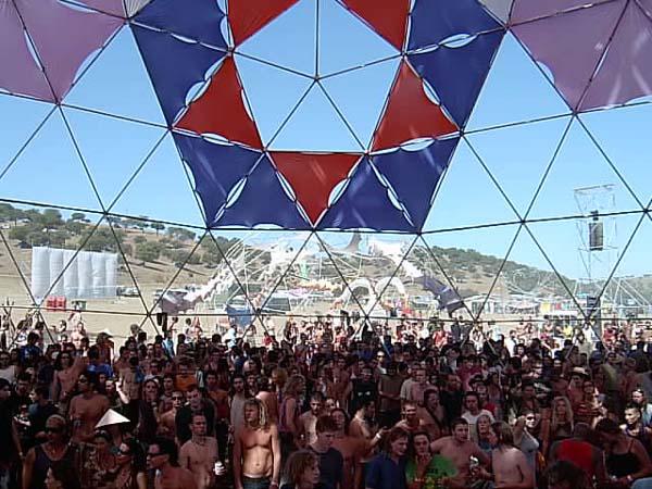  Bildname: 686.jpg 
 Breite: 600 Pixel 
 H�he: 450 Pixel 
 Gr�sse: 73 kB 