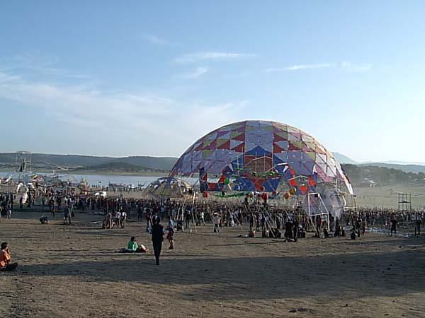  Bildname: 700.jpg 
 Breite: 600 Pixel 
 H�he: 450 Pixel 
 Gr�sse: 46 kB 