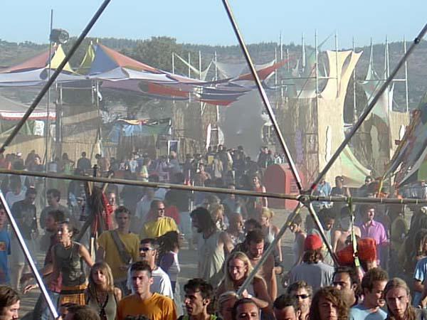  Bildname: 705.jpg 
 Breite: 600 Pixel 
 H�he: 450 Pixel 
 Gr�sse: 62 kB 