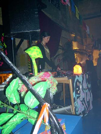  Bildname: IM002121.jpg 
 Breite: 600 Pixel 
 H�he: 800 Pixel 
 Gr�sse: 87 kB 