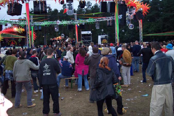  Bildname: 100_7477.jpg 
 Breite: 600 Pixel 
 H�he: 400 Pixel 
 Gr�sse: 78 kB 