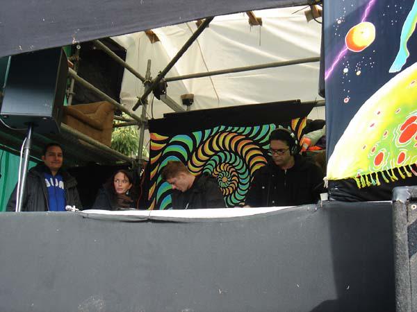  Bildname: DSC00322.jpg 
 Breite: 600 Pixel 
 H�he: 450 Pixel 
 Gr�sse: 62 kB 