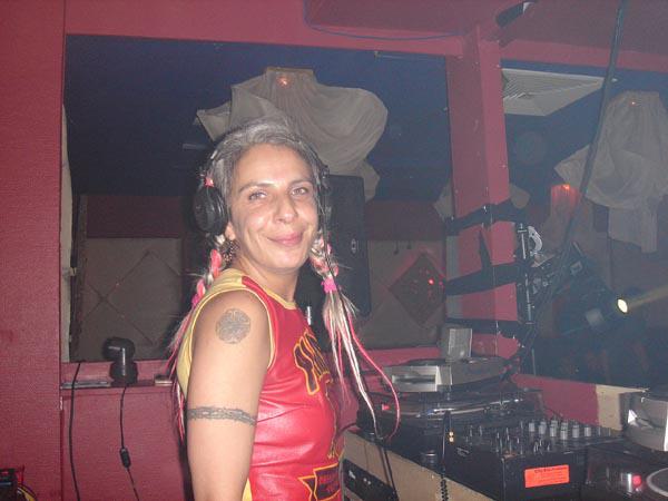  Bildname: DSC01333.jpg 
 Breite: 600 Pixel 
 H�he: 450 Pixel 
 Gr�sse: 56 kB 