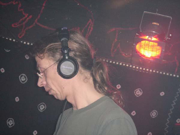  Bildname: DSC01927.jpg 
 Breite: 600 Pixel 
 H�he: 450 Pixel 
 Gr�sse: 39 kB 