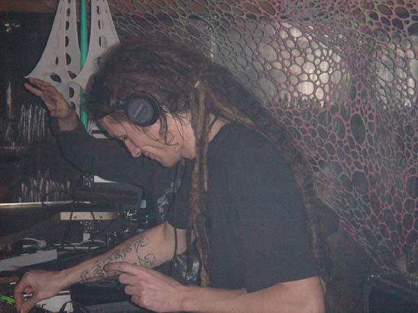  Bildname: DSC02010.jpg 
 Breite: 600 Pixel 
 H�he: 450 Pixel 
 Gr�sse: 52 kB 