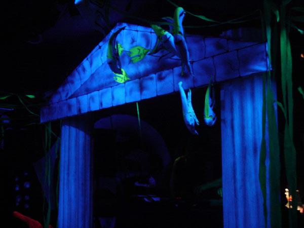  Bildname: 2071.jpg 
 Breite: 600 Pixel 
 H�he: 450 Pixel 
 Gr�sse: 46 kB 