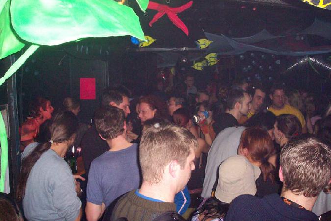  Bildname: 100_9728.jpg 
 Breite: 800 Pixel 
 H�he: 533 Pixel 
 Gr�sse: 59 kB 