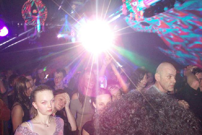  Bildname: 100_9965.jpg 
 Breite: 800 Pixel 
 H�he: 533 Pixel 
 Gr�sse: 55 kB 