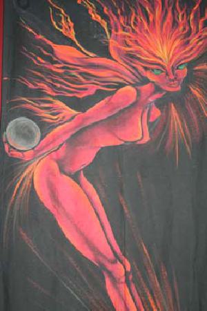  Bildname: AMAZONE_0086.jpg 
 Breite: 267 Pixel 
 H�he: 400 Pixel 
 Gr�sse: 40 kB 