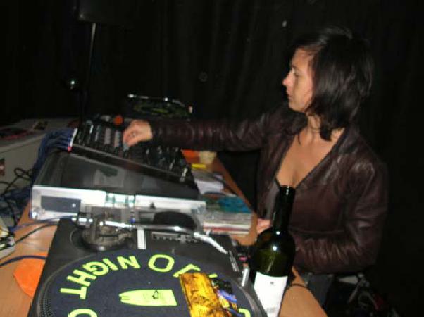  Bildname: DSCN4203.jpg 
 Breite: 535 Pixel 
 H�he: 400 Pixel 
 Gr�sse: 59 kB 