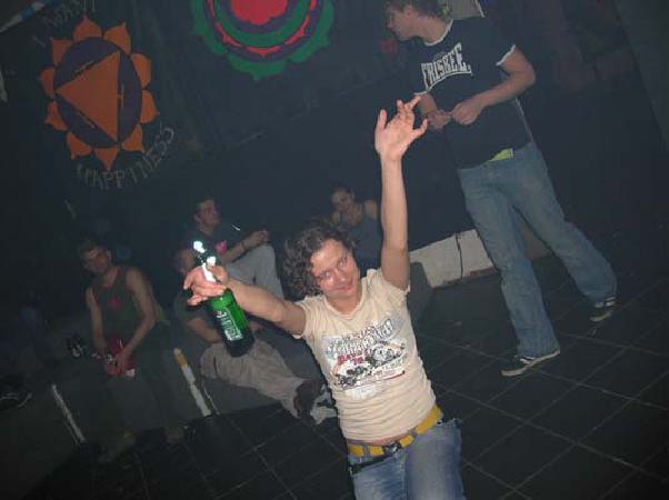  Bildname: DSCN4252.jpg 
 Breite: 535 Pixel 
 H�he: 400 Pixel 
 Gr�sse: 52 kB 