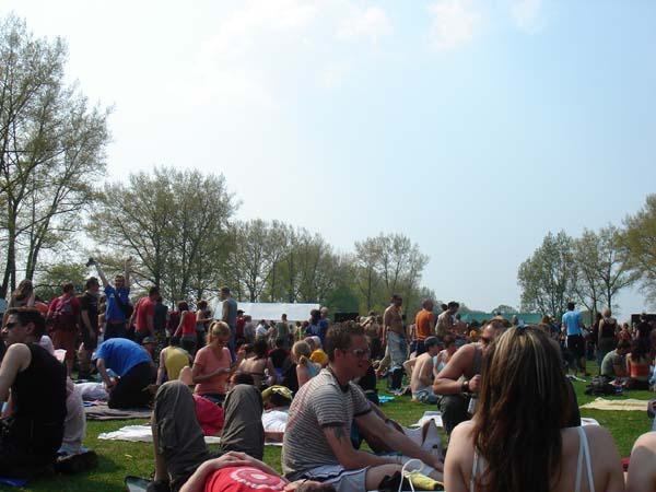  Bildname: DSC03054.jpg 
 Breite: 600 Pixel 
 H�he: 450 Pixel 
 Gr�sse: 66 kB 