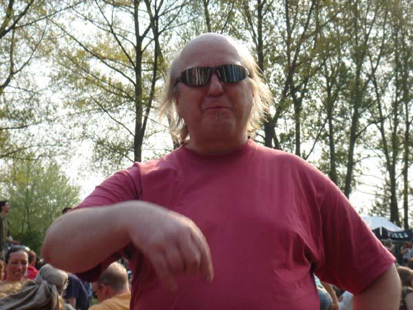  Bildname: DSC03088.jpg 
 Breite: 600 Pixel 
 H�he: 450 Pixel 
 Gr�sse: 81 kB 