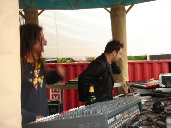  Bildname: DSC03303.jpg 
 Breite: 600 Pixel 
 H�he: 450 Pixel 
 Gr�sse: 60 kB 