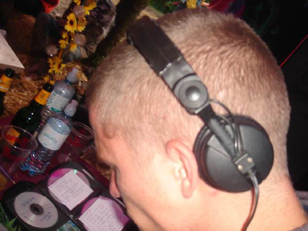  Bildname: DSC03424.jpg 
 Breite: 600 Pixel 
 H�he: 450 Pixel 
 Gr�sse: 62 kB 