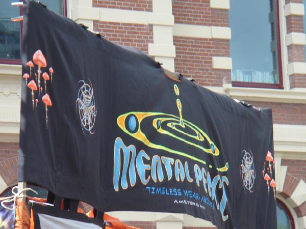  Bildname: DSC02903.jpg 
 Breite: 600 Pixel 
 H�he: 450 Pixel 
 Gr�sse: 71 kB 