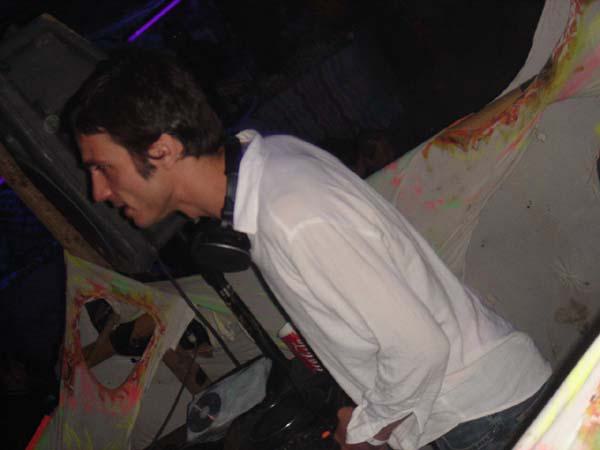  Bildname: DSC03540.jpg 
 Breite: 600 Pixel 
 H�he: 450 Pixel 
 Gr�sse: 39 kB 