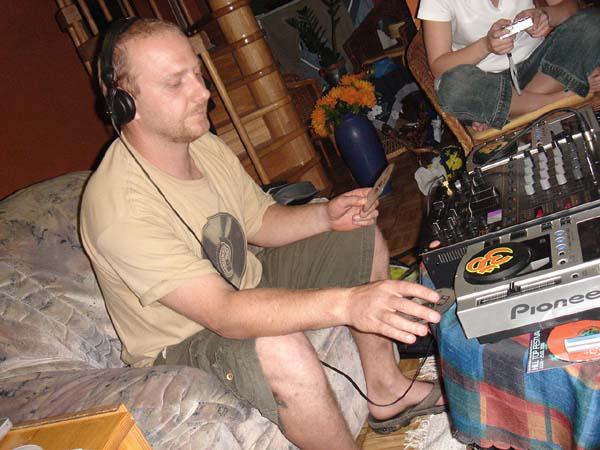  Bildname: DSC03630.jpg 
 Breite: 600 Pixel 
 H�he: 450 Pixel 
 Gr�sse: 74 kB 