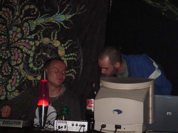  Bildname: DSC03683.jpg 
 Breite: 600 Pixel 
 H�he: 450 Pixel 
 Gr�sse: 51 kB 