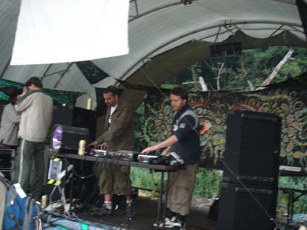  Bildname: DSC03758.jpg 
 Breite: 600 Pixel 
 H�he: 450 Pixel 
 Gr�sse: 60 kB 