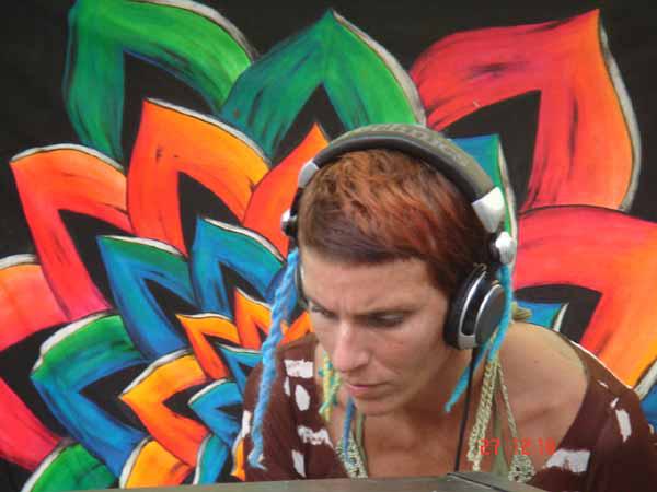  Bildname: 3989.jpg 
 Breite: 600 Pixel 
 H�he: 450 Pixel 
 Gr�sse: 53 kB 