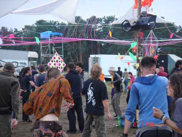  Bildname: 4013.jpg 
 Breite: 600 Pixel 
 H�he: 450 Pixel 
 Gr�sse: 52 kB 