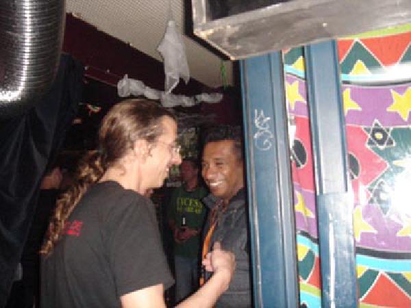  Bildname: DSC04373.jpg 
 Breite: 400 Pixel 
 H�he: 300 Pixel 
 Gr�sse: 47 kB 