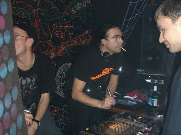  Bildname: Boom Boo Room.jpg 
 Breite: 600 Pixel 
 H�he: 450 Pixel 
 Gr�sse: 57 kB 