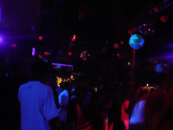  Bildname: euphoria15.jpg 
 Breite: 2048 Pixel 
 H�he: 1536 Pixel 
 Gr�sse: 1.158 kB 