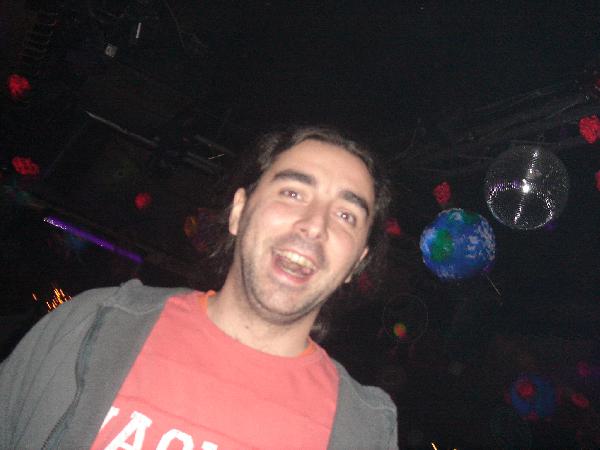  Bildname: euphoria5.jpg 
 Breite: 2048 Pixel 
 H�he: 1536 Pixel 
 Gr�sse: 1.379 kB 