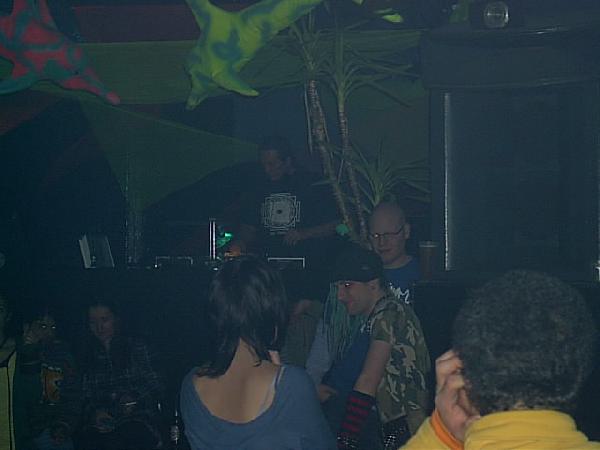  Bildname: IM000038.JPG 
 Breite: 640 Pixel 
 H�he: 480 Pixel 
 Gr�sse: 55 kB 