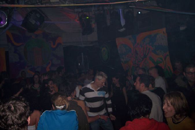  Bildname: 100_2816.jpg 
 Breite: 600 Pixel 
 H�he: 400 Pixel 
 Gr�sse: 33 kB 