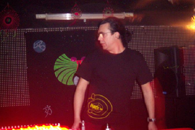  Bildname: 100_2897.jpg 
 Breite: 600 Pixel 
 H�he: 400 Pixel 
 Gr�sse: 51 kB 