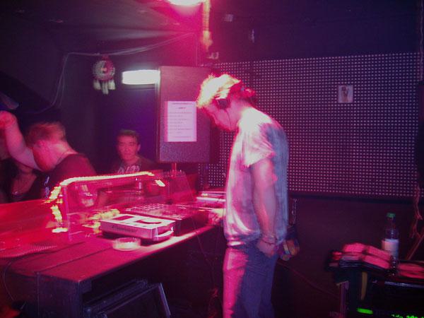  Bildname: IMG_2237.jpg 
 Breite: 600 Pixel 
 H�he: 450 Pixel 
 Gr�sse: 56 kB 