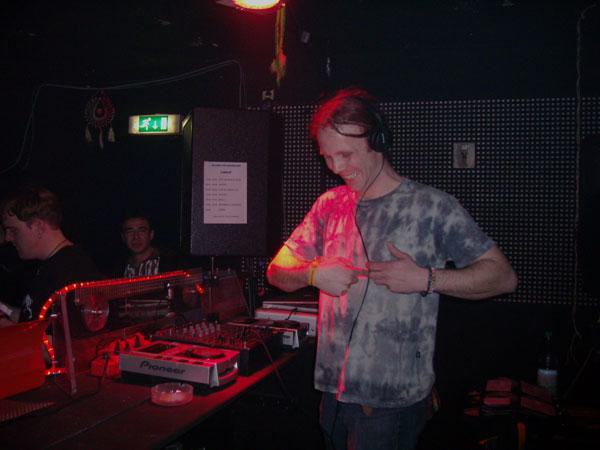  Bildname: IMG_2238.jpg 
 Breite: 600 Pixel 
 H�he: 450 Pixel 
 Gr�sse: 45 kB 