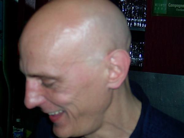  Bildname: IM000188.jpg 
 Breite: 400 Pixel 
 H�he: 300 Pixel 
 Gr�sse: 39 kB 