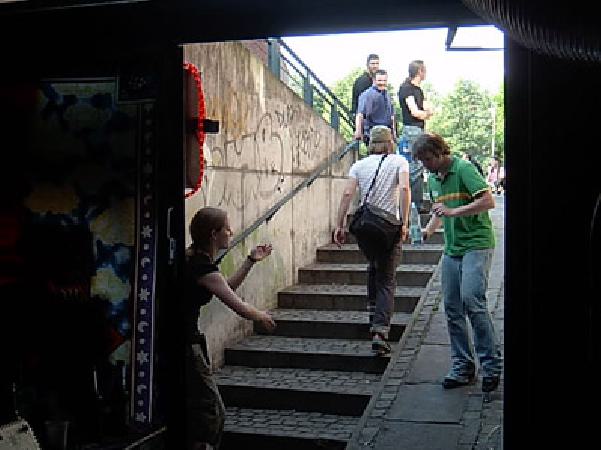  Bildname: IM000284.jpg 
 Breite: 399 Pixel 
 H�he: 299 Pixel 
 Gr�sse: 46 kB 