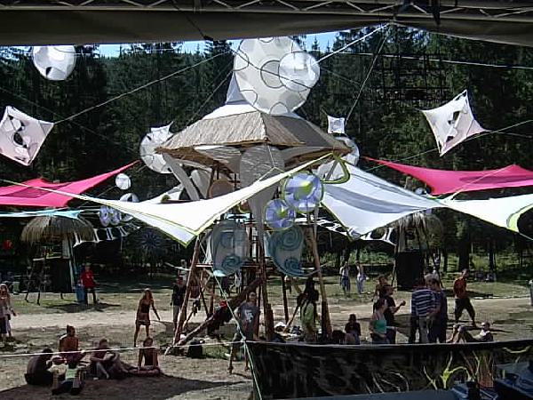  Bildname: IM000569.JPG 
 Breite: 640 Pixel 
 H�he: 480 Pixel 
 Gr�sse: 62 kB 