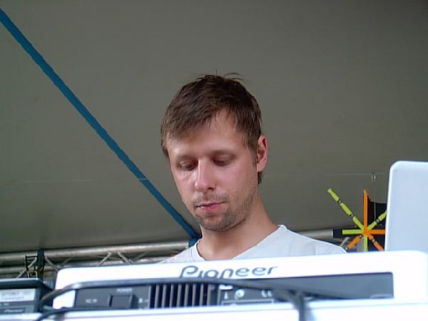  Bildname: IM000578.JPG 
 Breite: 640 Pixel 
 H�he: 480 Pixel 
 Gr�sse: 57 kB 